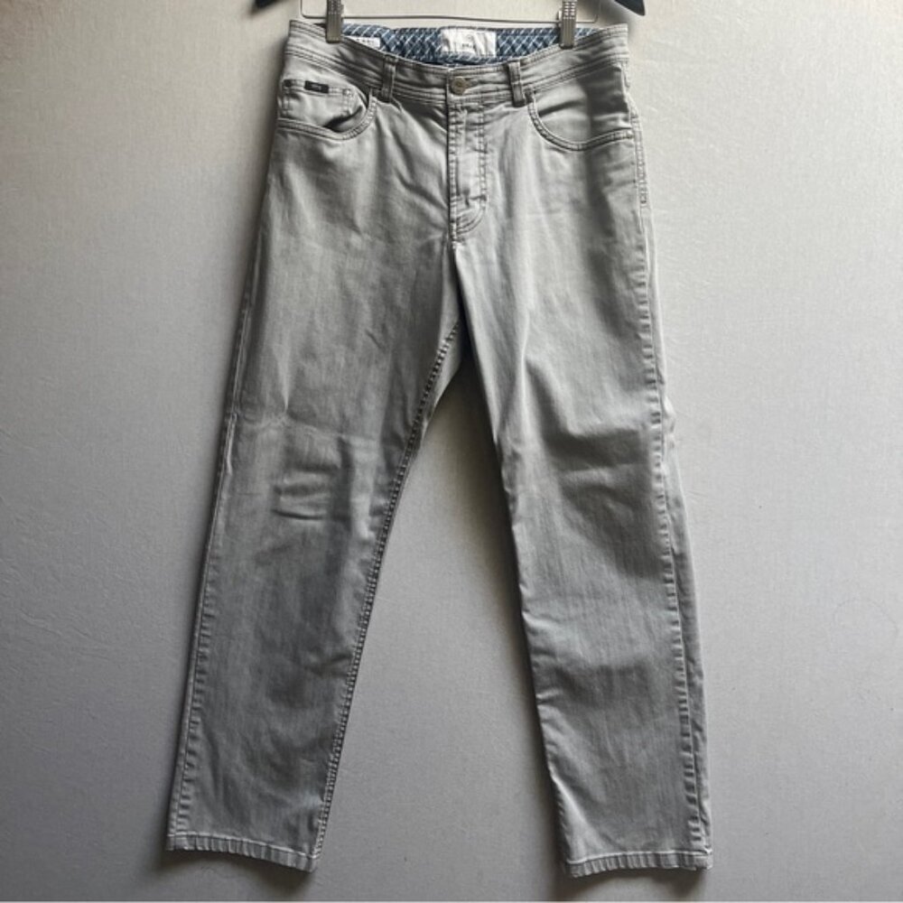 Brax Cesar Regular Fit straight leg light gray khaki jeans Sz 33